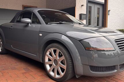 Audi TT 152.000 km 8.490 &euro; Rietberg 33397