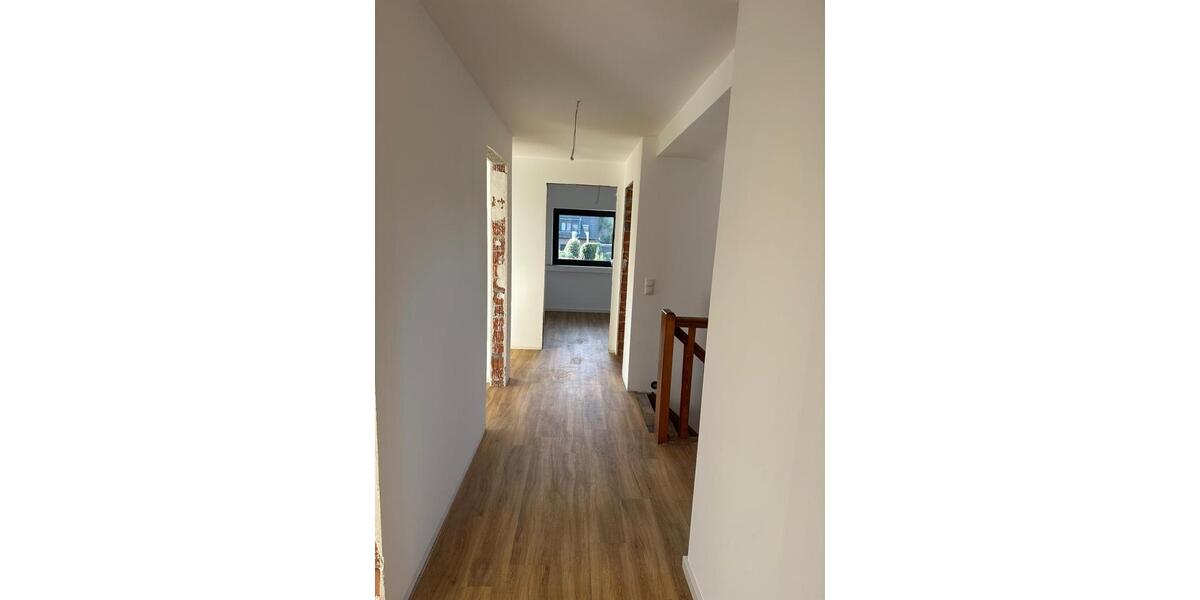 Einfamilienhaus Hünxe - 6 Zimmer, 171 m&sup2;, 650.000&euro; | Angebot:24422018