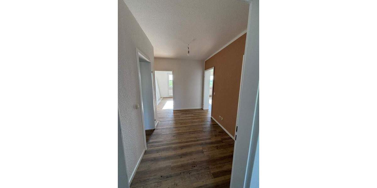 Etagenwohnung Leisnig Kroptewitz - 3 Zimmer, 65 m&sup2;, 355&euro; | Angebot:24826062