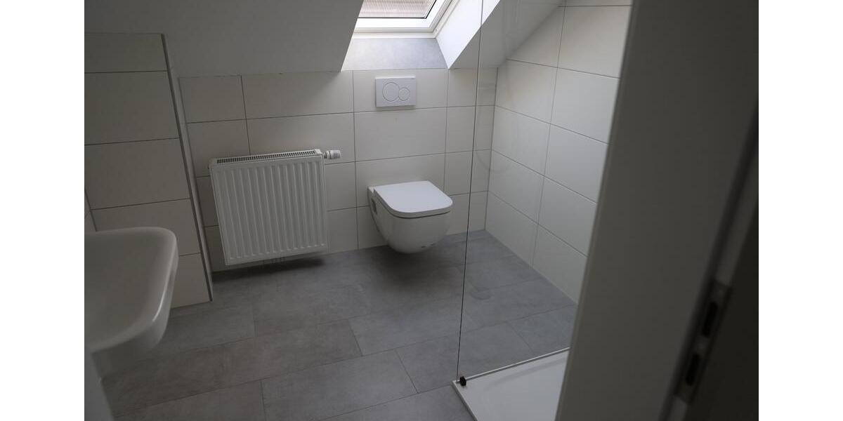 Bungalow Butjadingen - 5 Zimmer, 149 m&sup2;, 1.300&euro; | Angebot:24708252