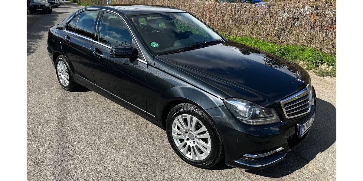 Mercedes-Benz C 250 61.950 km 25.600 &euro; Eppstein 65817