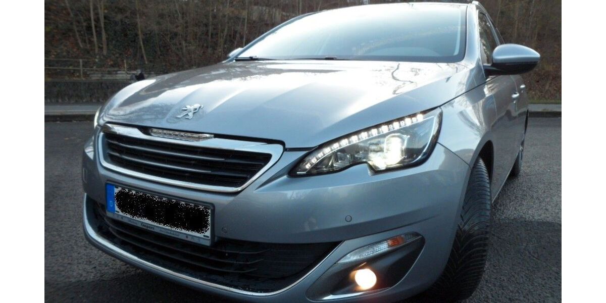 Peugeot 308 154.569 km 6.300 &euro; Siegen 57078