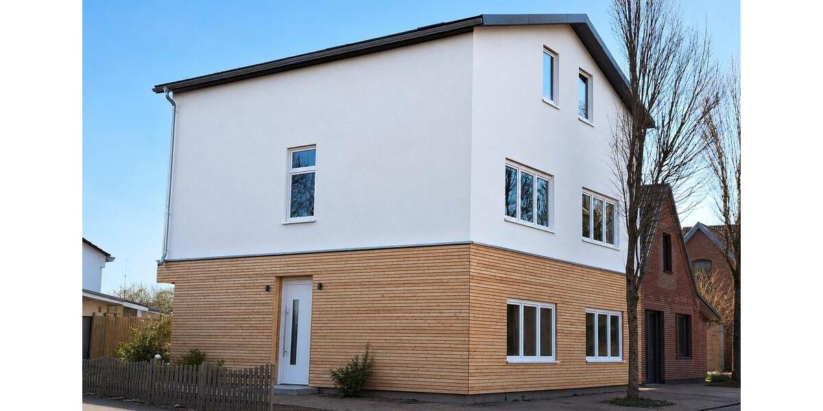 Maisonettenwohnung Heide - 6 Zimmer, 150 m&sup2;, 1.450&euro; | Angebot:26649680