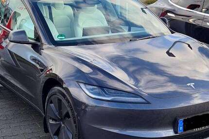 Tesla Model 3 12.860 km 36.300 &euro; Emsbüren 48488
