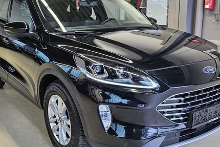 Ford Kuga 40.700 km 19.599 &euro; Neckartailfingen 72666