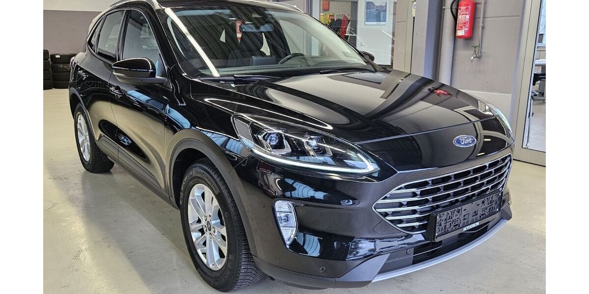 Ford Kuga 40.700 km 19.697 &euro; Neckartailfingen 72666