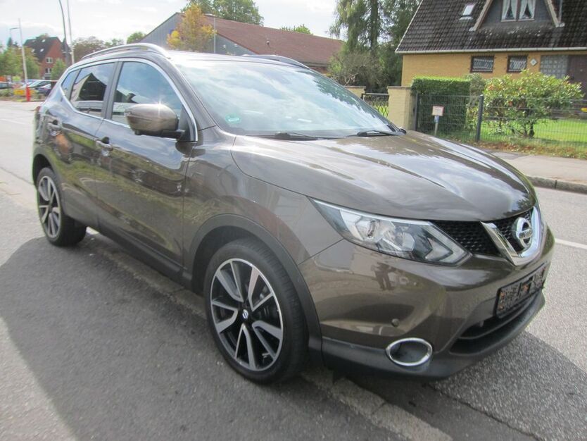 Nissan Qashqai 136.500 km 12.850 € Hamburg 22147