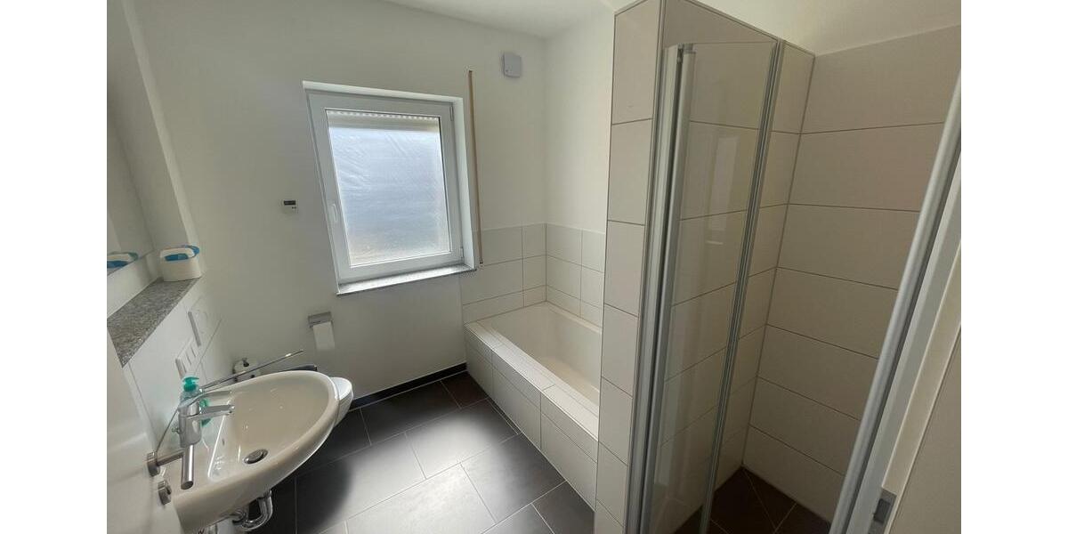 Bungalow Beratzhausen - 3.5 Zimmer, 96 m&sup2;, 1.400&euro; | Angebot:26312675