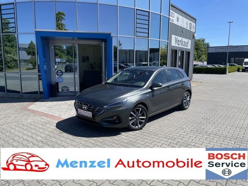 i30
