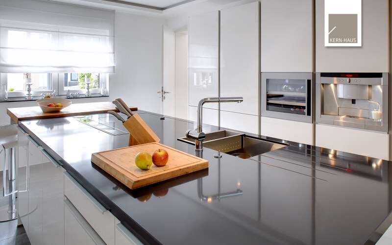 Haus zum Kaufen in Weinstadt 785.253 € 157 m²