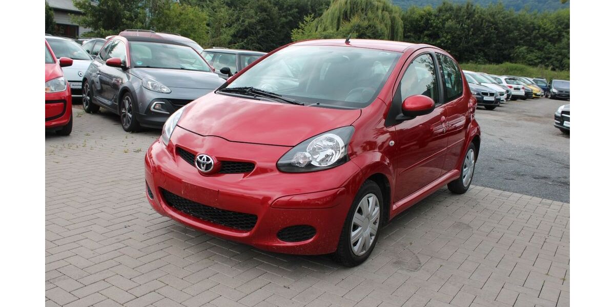 Toyota Aygo (X) 121.420 km 3.290 &euro; Coppenbrügge 31863