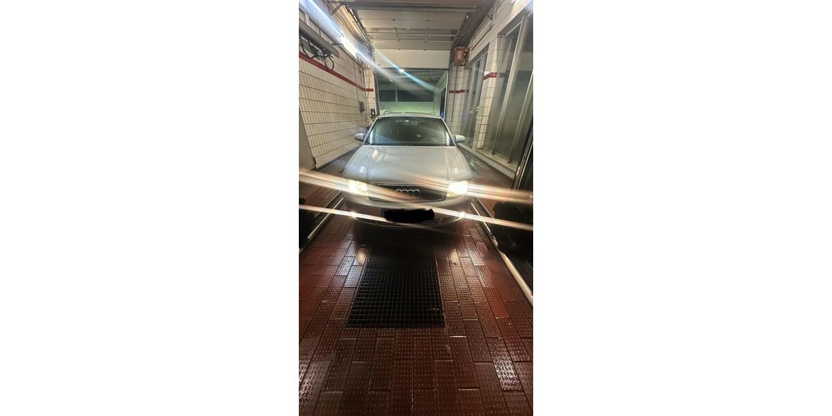 Audi A4 250.000 km 2.500 &euro; Hildesheim 31135