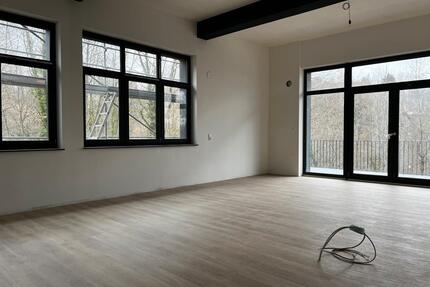 LoftWohnung Neubaustandard Mietwohnung Loft Balkon Kernsaniert