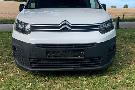 Citroen Berlingo 42.000 km 13.300 € Niederfeulen 09176