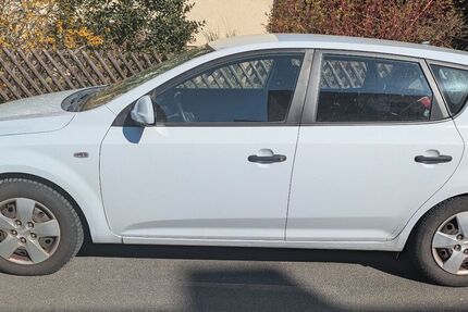 Kia ceed / Ceed 186.000 km 1.290 &euro; Schwabach 91126