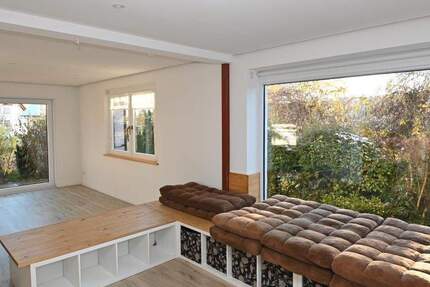 Großzügige 6-Zimmer-Maisonettewohnung mit Terrasse, Garten, zwei Balkonen, Sauna und Garage 6 zimmer