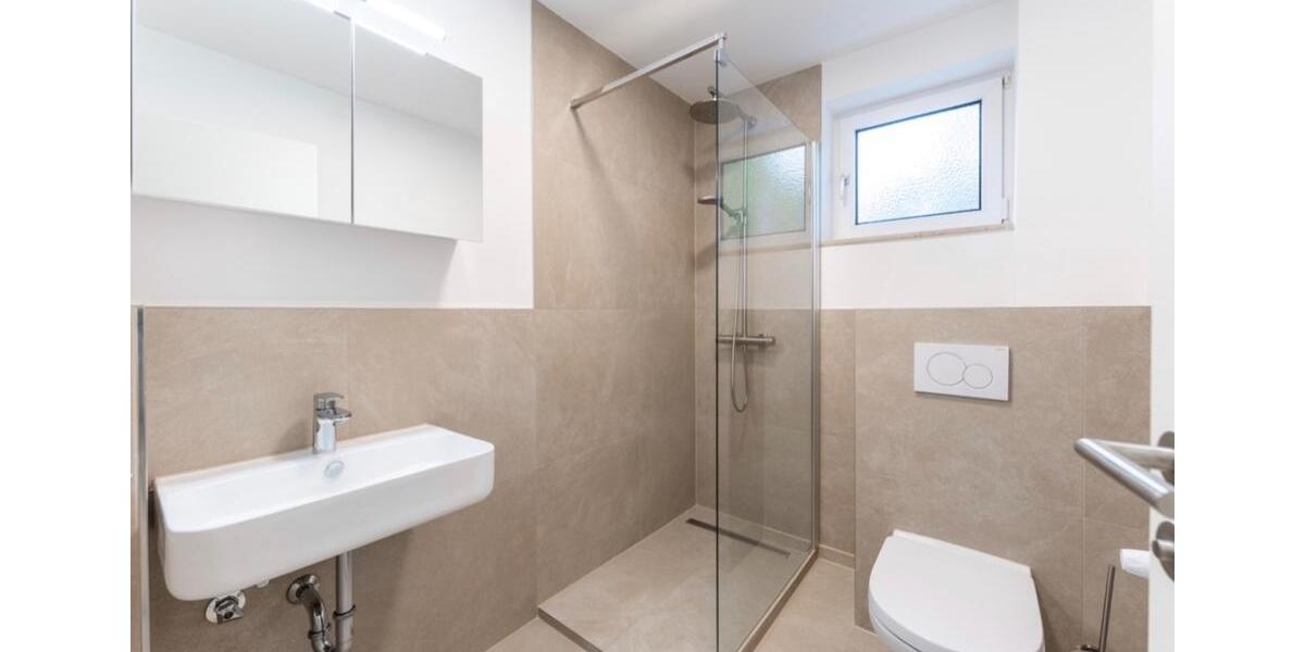 Etagenwohnung München Bogenhausen - 5 Zimmer, 73 m&sup2;, 690&euro; | Angebot:26363034