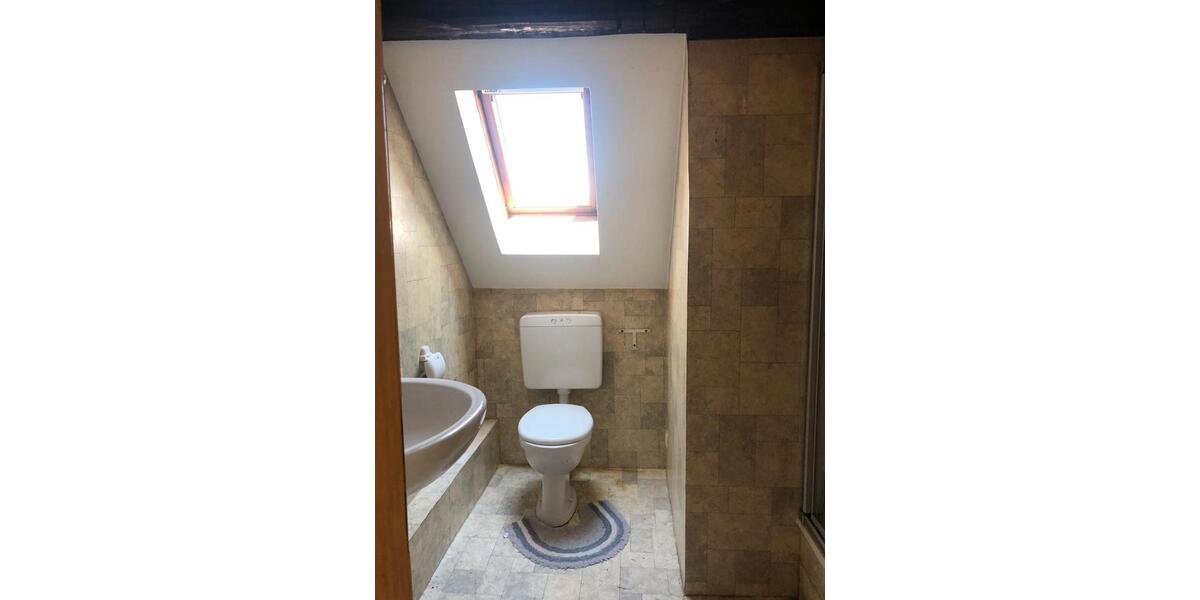 Dachgeschoßwohnung Hildesheim - 1.5 Zimmer, 32 m&sup2;, 360&euro; | Angebot:26382328
