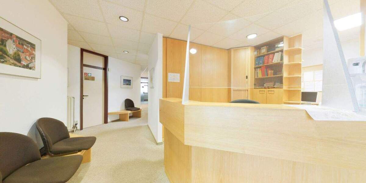 Gewerbeobjekt Hünfeld - 8 Zimmer, 150 m&sup2;, 249.000&euro; | Angebot:23941499