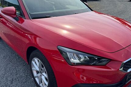Seat Leon 32.476 km 16.499 &euro; Boxberg 97944