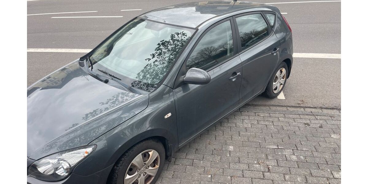 Hyundai i30 204.500 km 1.000 &euro; Netphen 57250