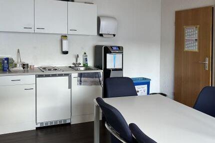 VH3720 Helle Produktionsfläche in einem Gewerbeanwesen Neustadt a. d. Donau zimmer