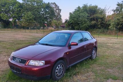 Audi A3 298.050 km 990 &euro; Neu Kaliß 19294