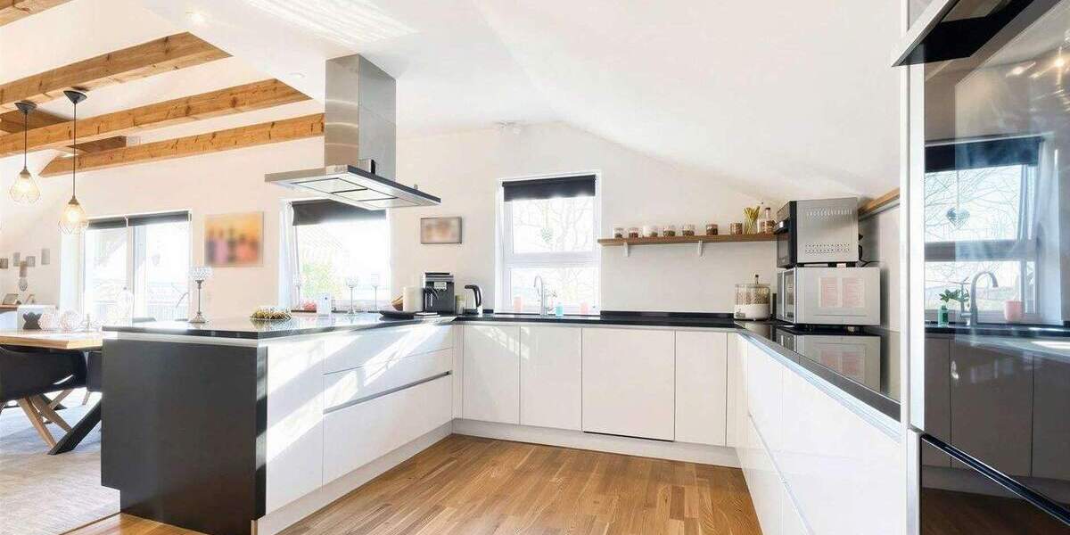 Etagenwohnung Ruppichteroth Schönenberg - 4 Zimmer, 118 m&sup2;, 329.000&euro; | Angebot:25800571