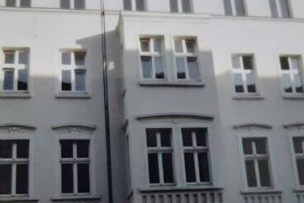 Schöne, große vermietete Eigentumswohnung für Anleger 4 zimmer