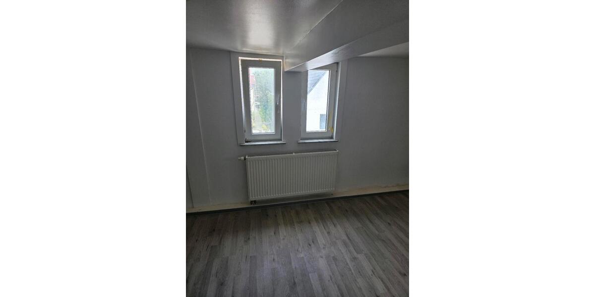 Einfamilienhaus Freiberg am Neckar - 5 Zimmer, 132 m&sup2;, 275.000&euro; | Angebot:26825966