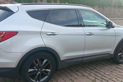 Hyundai SANTA FE 192.000 km 10.100 &euro; Neckarsteinach 69239