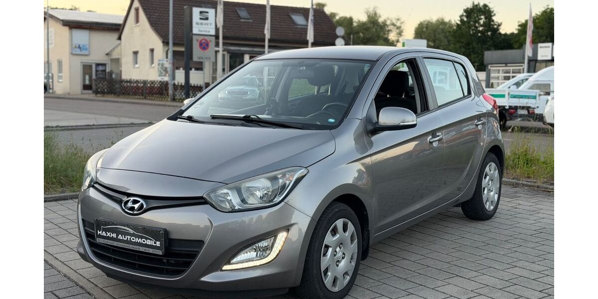 Hyundai i20 131.000 km 3.350 &euro; Schorndorf 73614