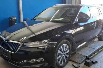 Skoda Superb 102.490 km 22.770 &euro; Hamburg 21029