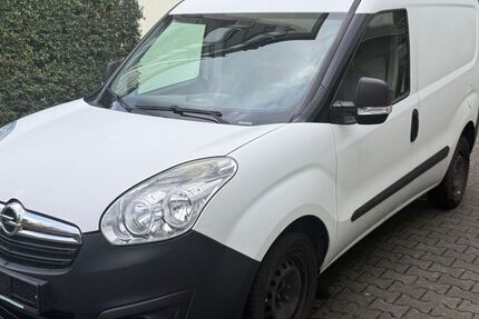 Opel Combo 101.607 km 6.998 € Velbert 42551