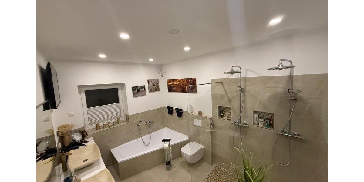 Reitanlage Stall 22 Boxen + gehobene Wohnung Wohnungen Hille 4 zimmer