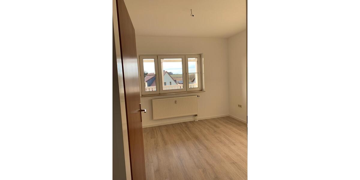 Etagenwohnung Klötze - 2 Zimmer, 62 m&sup2;, 425&euro; | Angebot:25405664