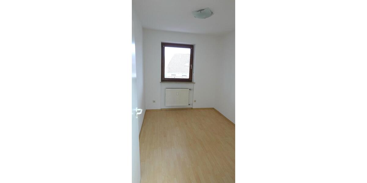Etagenwohnung Simbach am Inn - 3 Zimmer, 73 m&sup2;, 229.000&euro; | Angebot:26720845