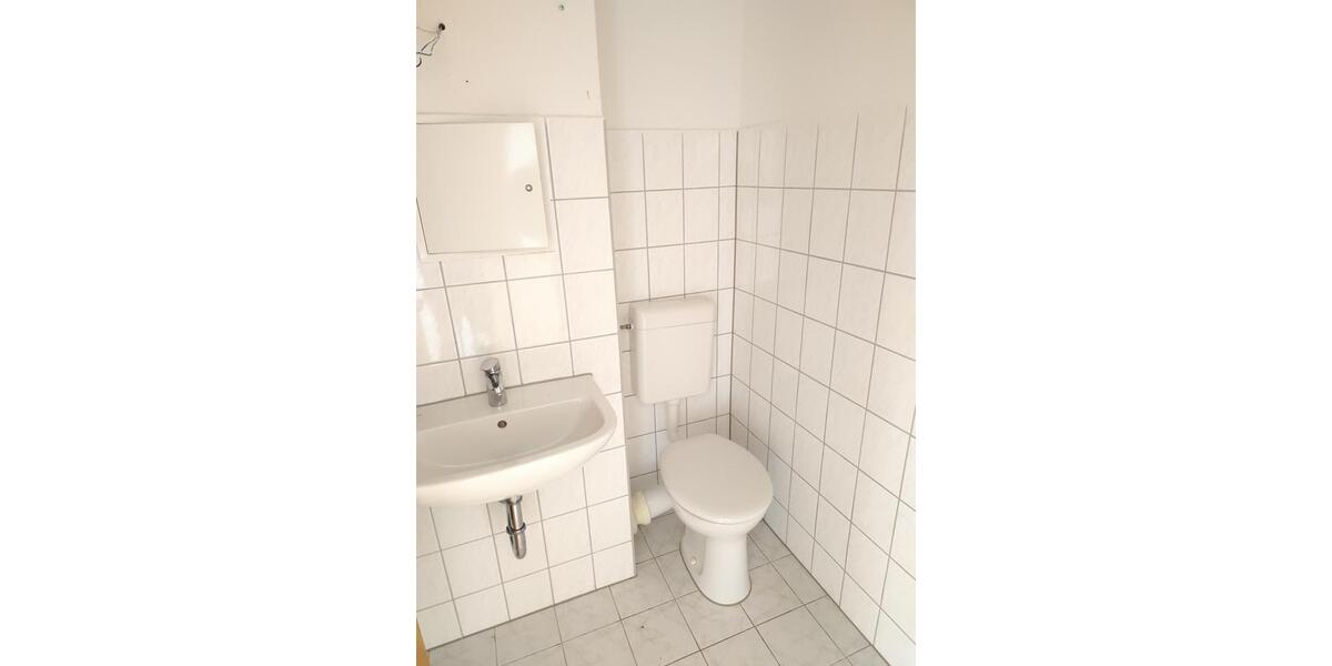 Etagenwohnung Triptis - 2 Zimmer, 43 m&sup2;, 260&euro; | Angebot:26398124
