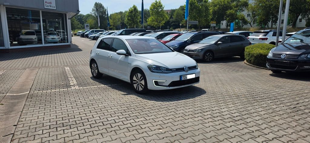 VW Golf 93.525 km 13.950 &euro; Torgau 04860