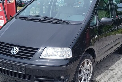 VW Sharan 329.087 km 1.980 &euro; Ruhland 01945