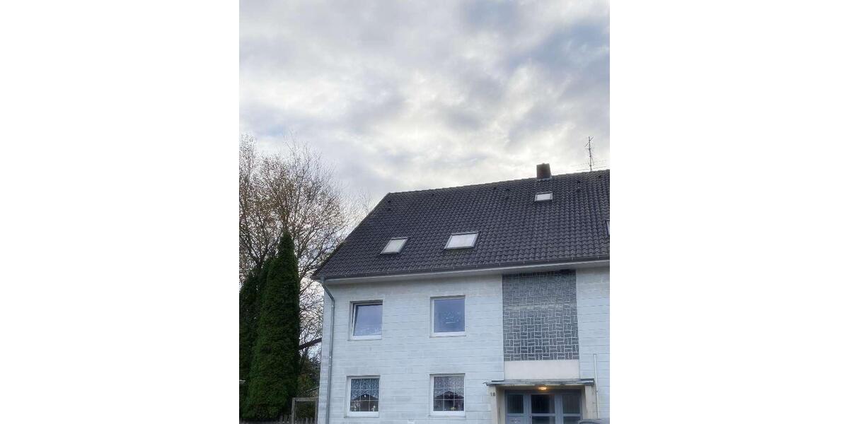 Dachgeschoßwohnung Bergen - 3 Zimmer, 63 m&sup2;, 450&euro; | Angebot:25569888