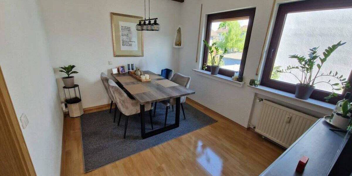Etagenwohnung Weißenthurm - 5 Zimmer, 90 m&sup2;, 325.000&euro; | Angebot:26257729