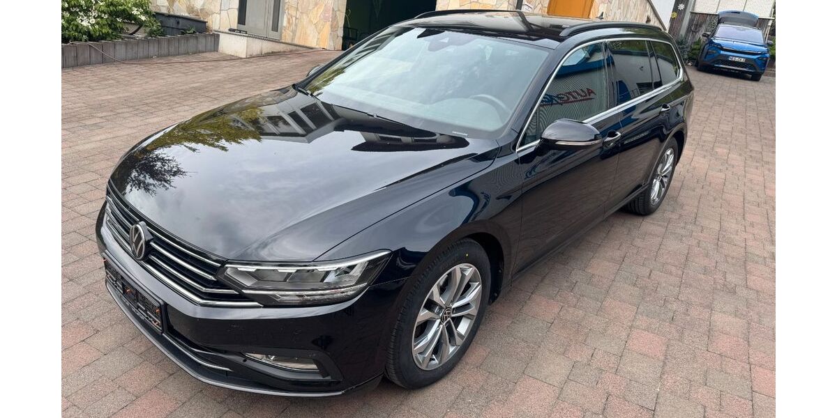 VW Passat Variant 89.997 km 23.900 &euro; Hollstadt 97618