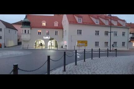 Wohnung Bodenwöhr - 3 Zimmer, 115 m&sup2;, 1.380&euro; | Angebot:24822942