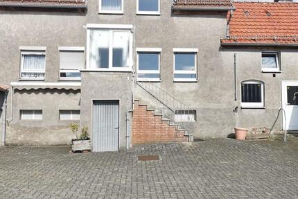 Resthofstelle mit großzügigen Nebengebäuden in Ortsrandlage zimmer