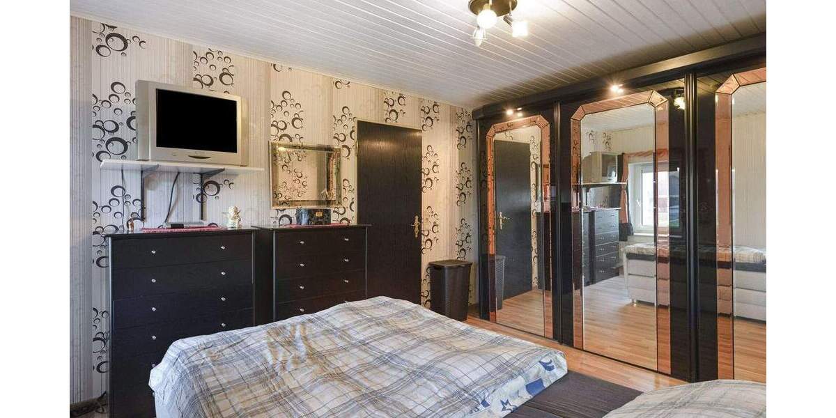 Großzügiges Wohnhaus mit Innenhof, Garten und Ausbaupotenzial in Gangelt- Stahe! 8 zimmer