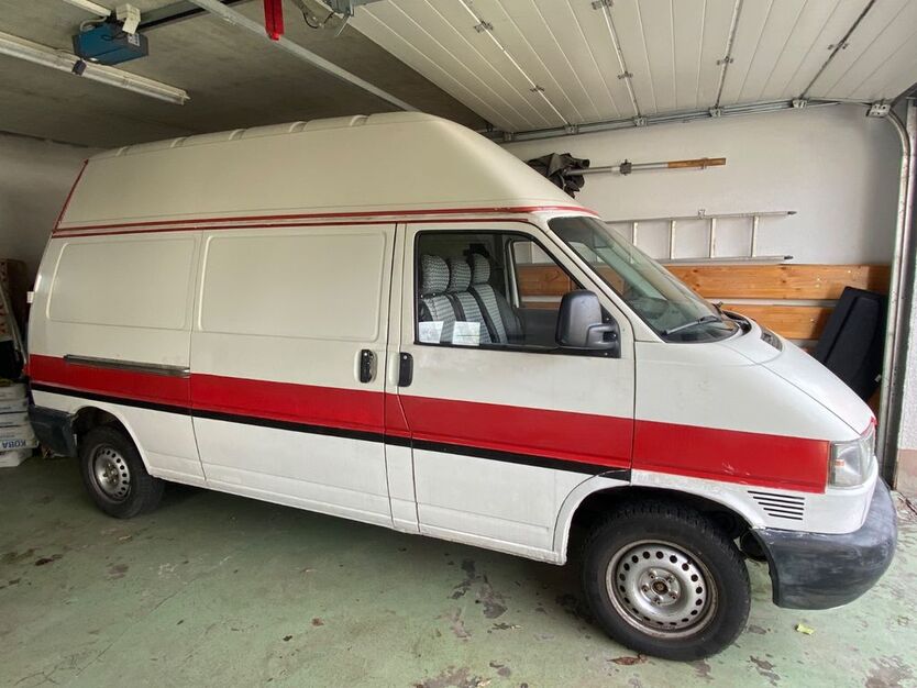 VW T4 andere 208.000 km 6.666 € Stockheim 96342