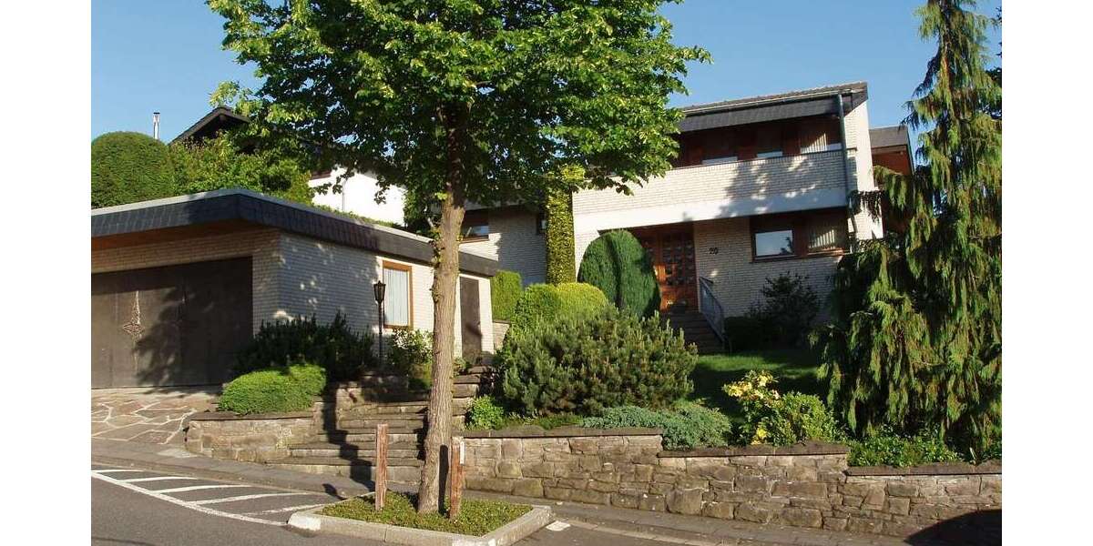 Einfamilienhaus Bad Münstereifel - 8 Zimmer, 226 m&sup2;, 840.000&euro; | Angebot:26363393