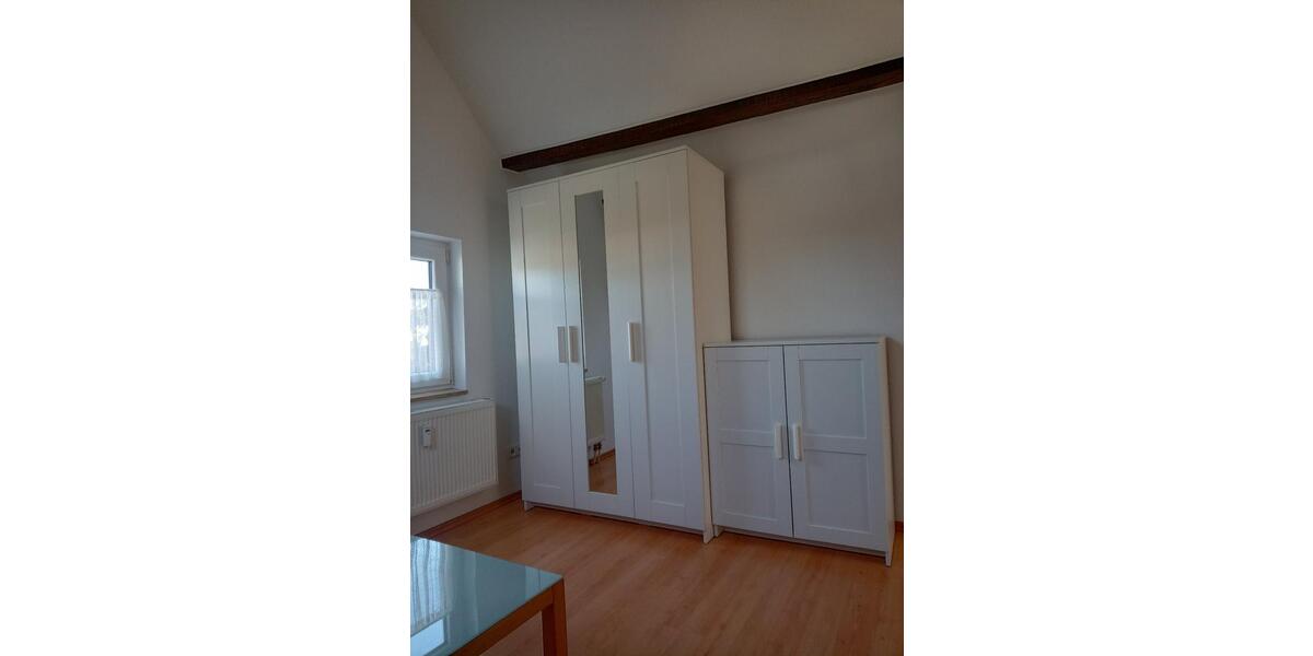 Dachgeschoßwohnung Mechernich - 2 Zimmer, 30 m&sup2;, 350&euro; | Angebot:26310397