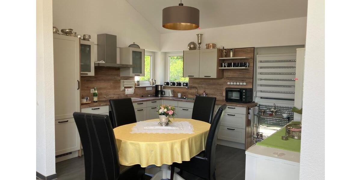Einfamilienhaus Braunfels - 2 Zimmer, 65 m&sup2;, 219.000&euro; | Angebot:27071510